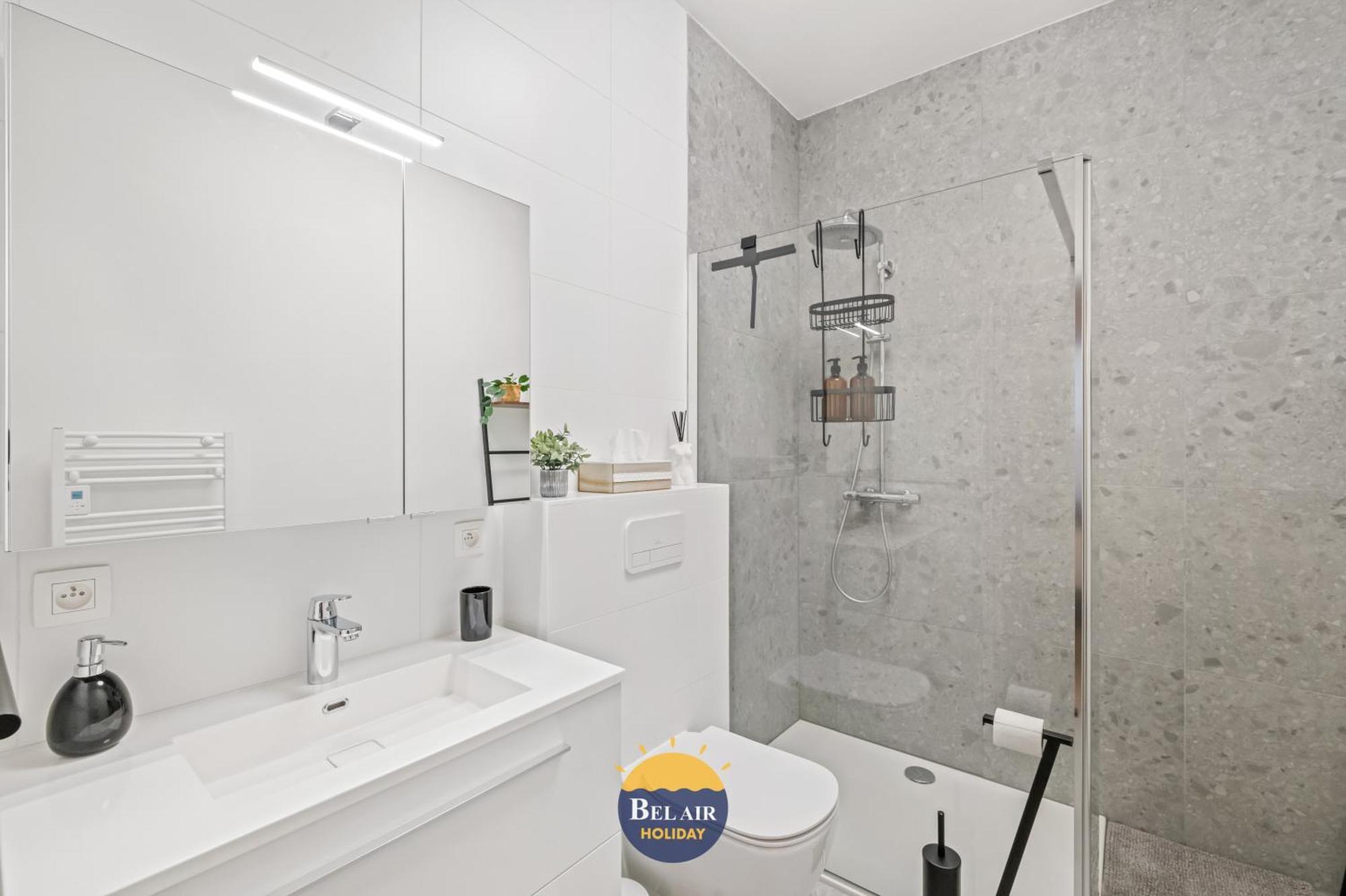 Recently Renovated Newly Built Ground Floor T63 Appartement *